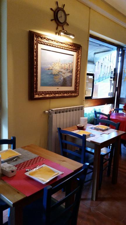 קמוגלי Augusta Albergo B&B מראה חיצוני תמונה