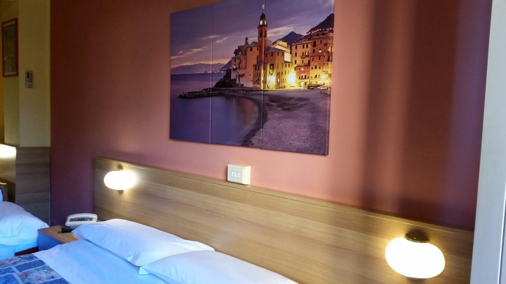 קמוגלי Augusta Albergo B&B מראה חיצוני תמונה