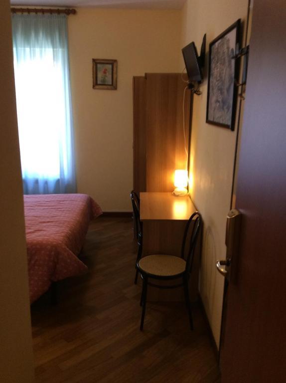 קמוגלי Augusta Albergo B&B חדר תמונה