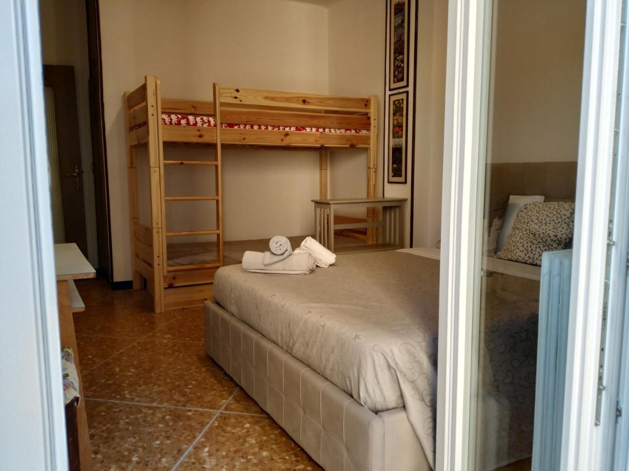 קמוגלי Augusta Albergo B&B מראה חיצוני תמונה
